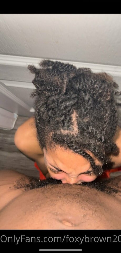 Foto desnuda filtrada de OnlyFans de Foxybrown20free