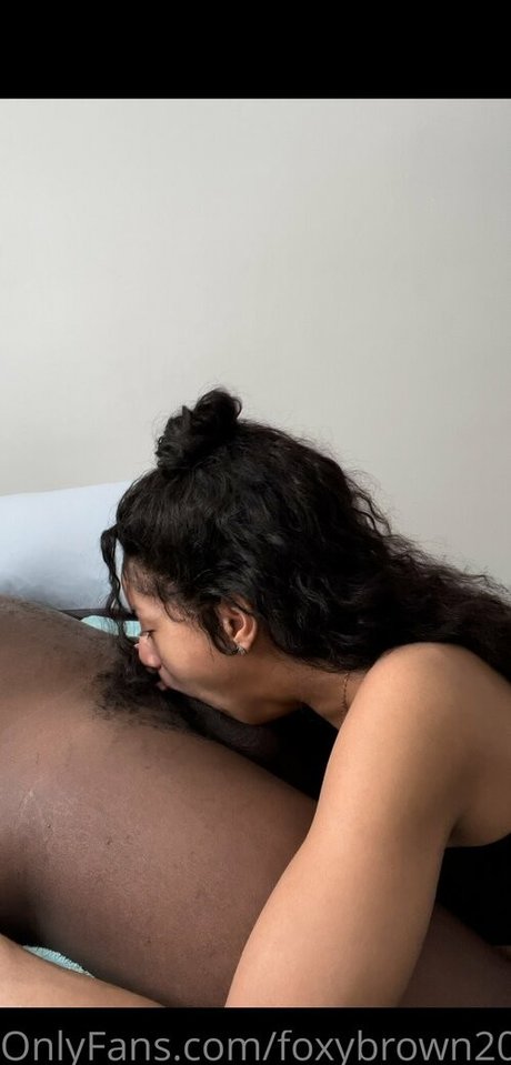 Foto desnuda filtrada de OnlyFans de Foxybrown20free