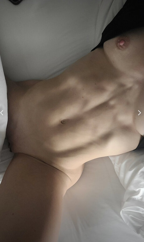 Foto desnuda filtrada de OnlyFans de Nicola4u