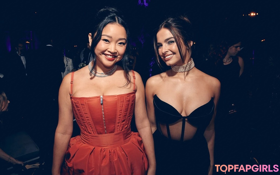 Foto desnuda filtrada de OnlyFans de Lana Condor #62 Foto desnuda filtrada de OnlyFans de Lana Condor #62