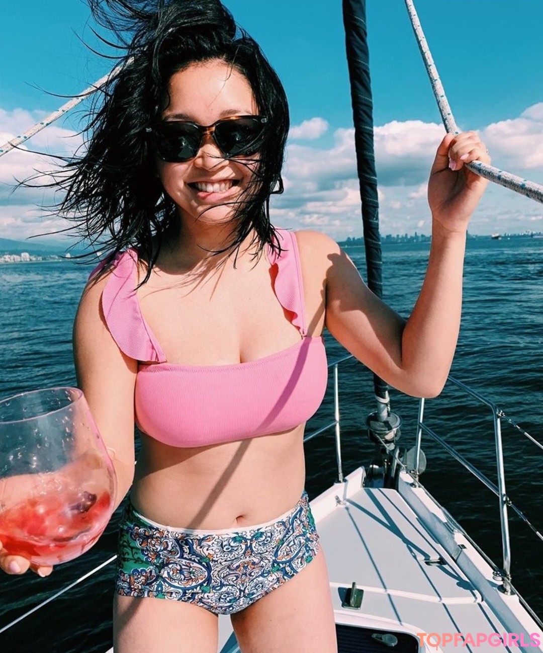 Foto desnuda filtrada de OnlyFans de Lana Condor #7 Foto desnuda filtrada de OnlyFans de Lana Condor #7