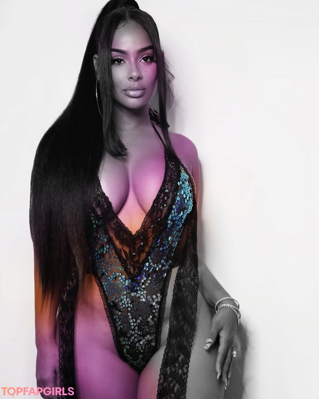 Foto desnuda filtrada de OnlyFans de Ayisha Diaz #110 Foto desnuda filtrada de OnlyFans de Ayisha Diaz #110