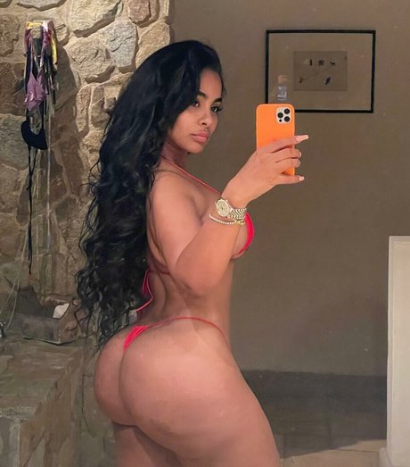 Ayisha Diaz