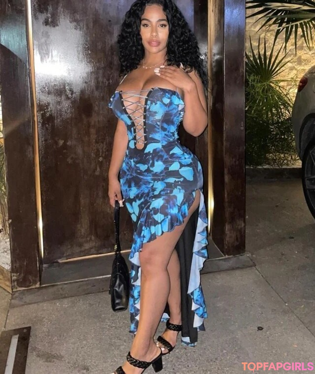 Foto desnuda filtrada de OnlyFans de Ayisha Diaz #77 Foto desnuda filtrada de OnlyFans de Ayisha Diaz #77