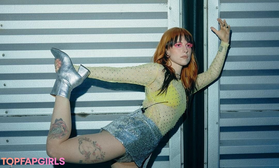 Foto desnuda filtrada de OnlyFans de Hayley Williams #262 Foto desnuda filtrada de OnlyFans de Hayley Williams #262