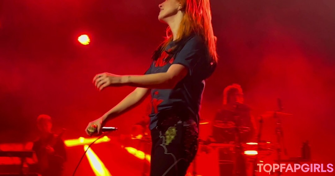 Foto desnuda filtrada de OnlyFans de Hayley Williams #280 Foto desnuda filtrada de OnlyFans de Hayley Williams #280