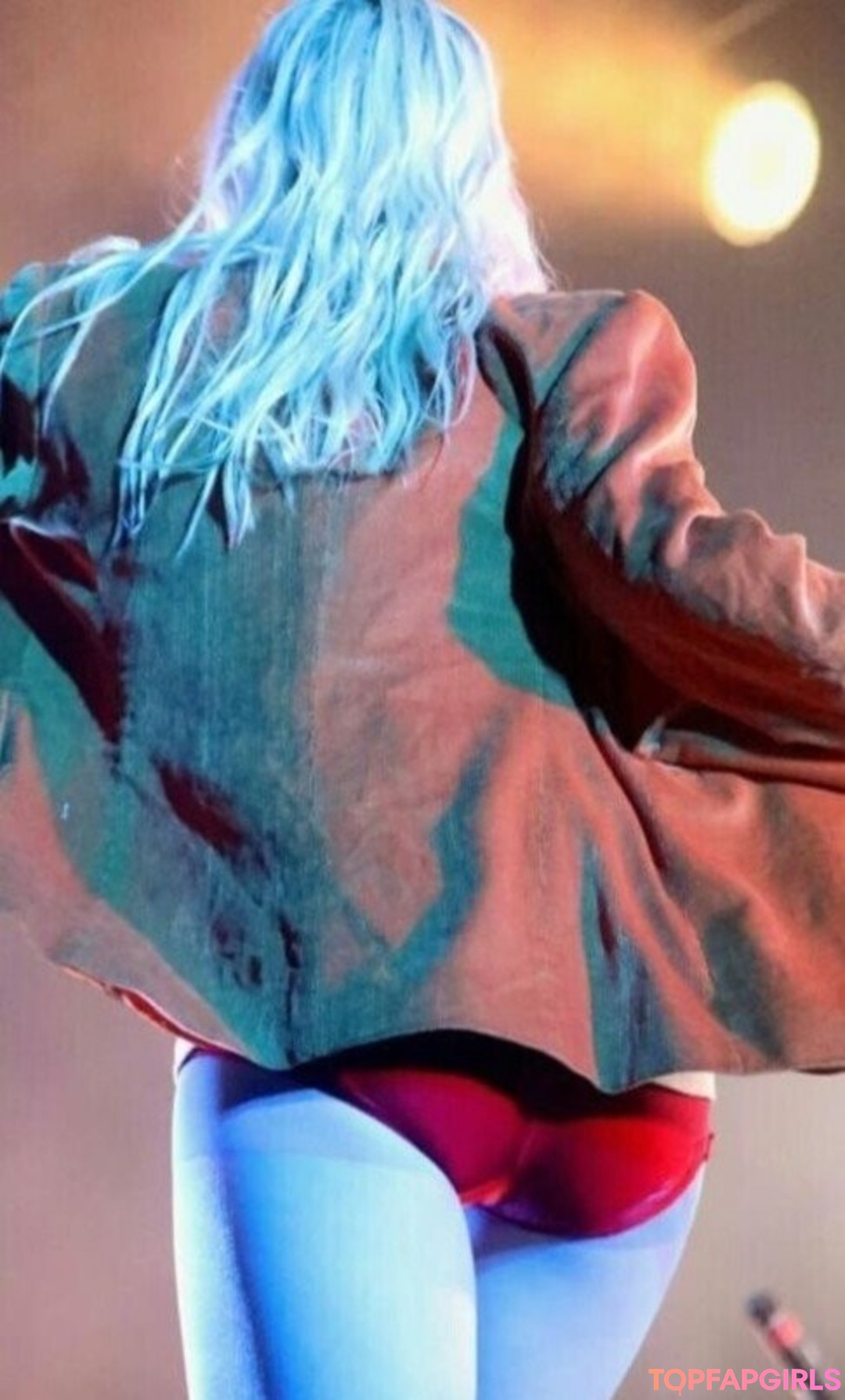 Foto desnuda filtrada de OnlyFans de Hayley Williams #31 Foto desnuda filtrada de OnlyFans de Hayley Williams #31