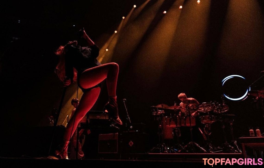 Foto desnuda filtrada de OnlyFans de Hayley Williams #332 Foto desnuda filtrada de OnlyFans de Hayley Williams #332