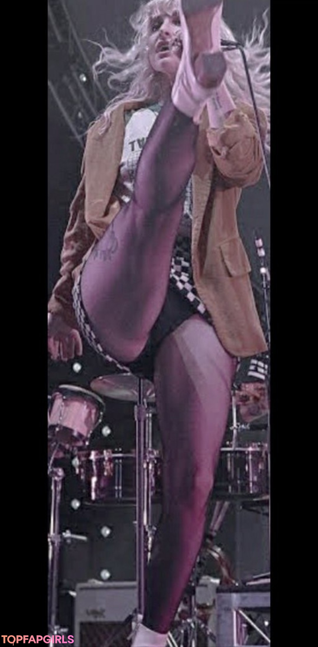 Foto desnuda filtrada de OnlyFans de Hayley Williams #42 Foto desnuda filtrada de OnlyFans de Hayley Williams #42