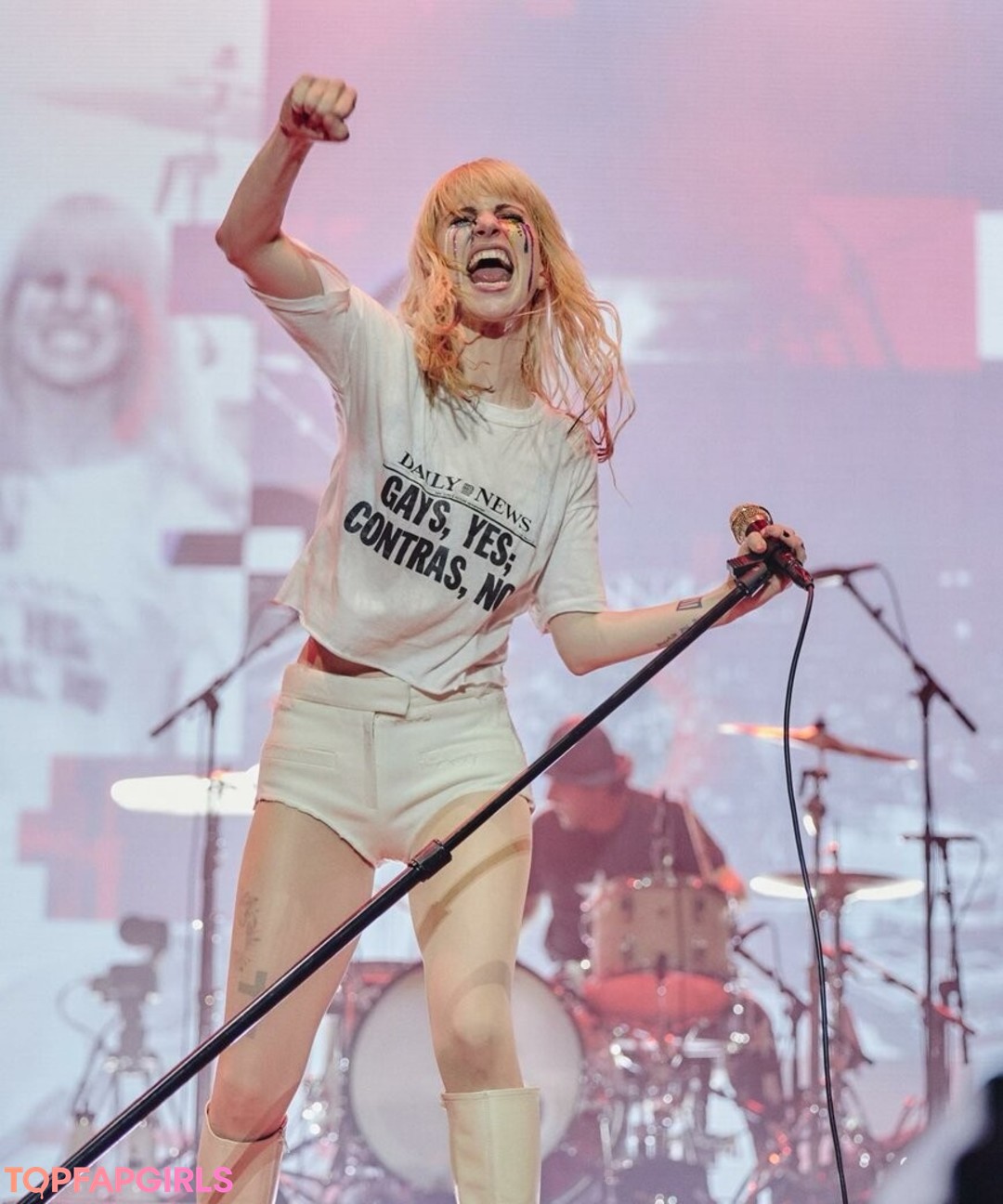 Foto desnuda filtrada de OnlyFans de Hayley Williams #422 Foto desnuda filtrada de OnlyFans de Hayley Williams #422