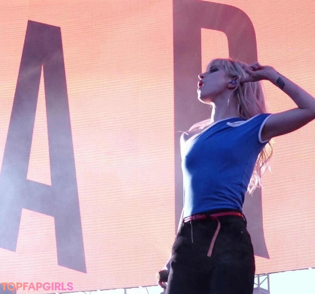 Foto desnuda filtrada de OnlyFans de Hayley Williams #51 Foto desnuda filtrada de OnlyFans de Hayley Williams #51