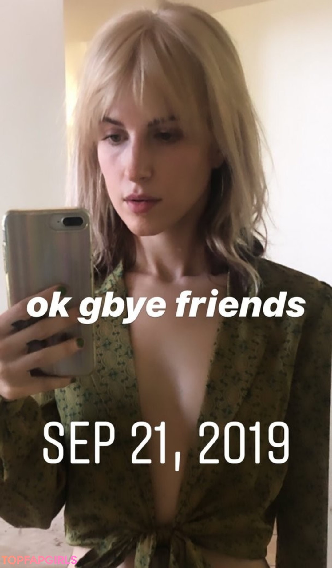 Foto desnuda filtrada de OnlyFans de Hayley Williams #53 Foto desnuda filtrada de OnlyFans de Hayley Williams #53