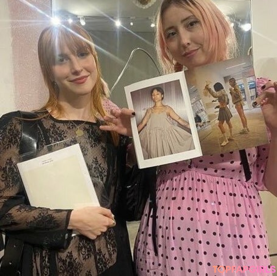 Foto desnuda filtrada de OnlyFans de Hayley Williams #542 Foto desnuda filtrada de OnlyFans de Hayley Williams #542