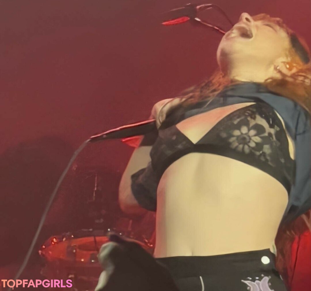 Foto desnuda filtrada de OnlyFans de Hayley Williams #577 Foto desnuda filtrada de OnlyFans de Hayley Williams #577