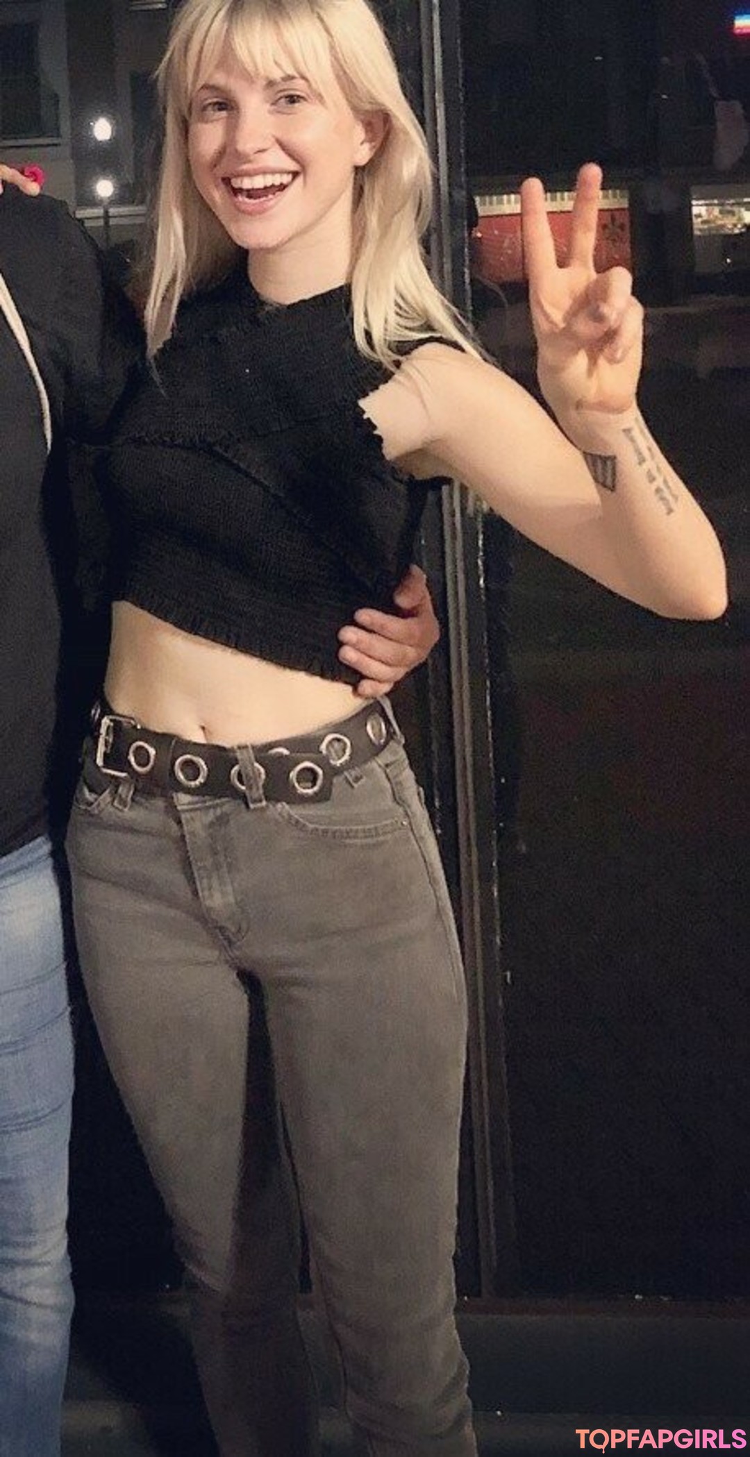 Foto desnuda filtrada de OnlyFans de Hayley Williams #66 Foto desnuda filtrada de OnlyFans de Hayley Williams #66