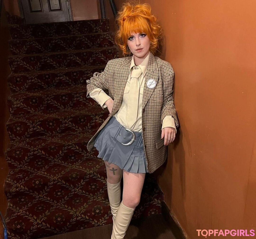 Foto desnuda filtrada de OnlyFans de Hayley Williams #99 Foto desnuda filtrada de OnlyFans de Hayley Williams #99