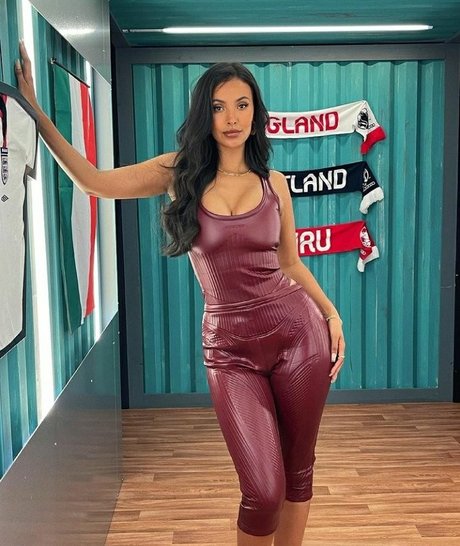 Foto desnuda filtrada de OnlyFans de Maya Jama