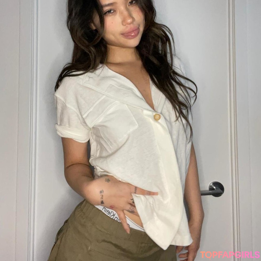 Foto desnuda filtrada de OnlyFans de Hannah Kae #636 Foto desnuda filtrada de OnlyFans de Hannah Kae #636