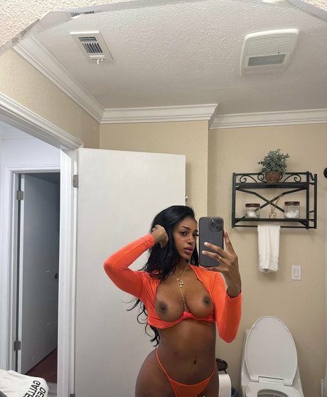 Foto desnuda filtrada de OnlyFans de Drayadominicana