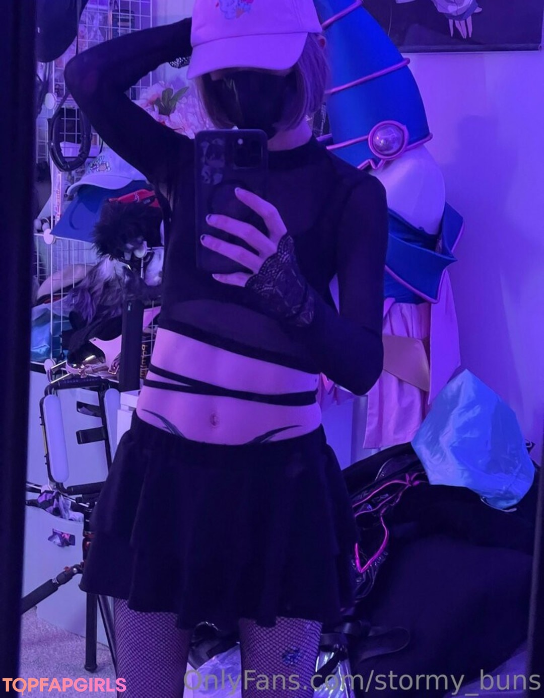 Foto desnuda filtrada de OnlyFans de Stormybuns #208 Foto desnuda filtrada de OnlyFans de Stormybuns #208