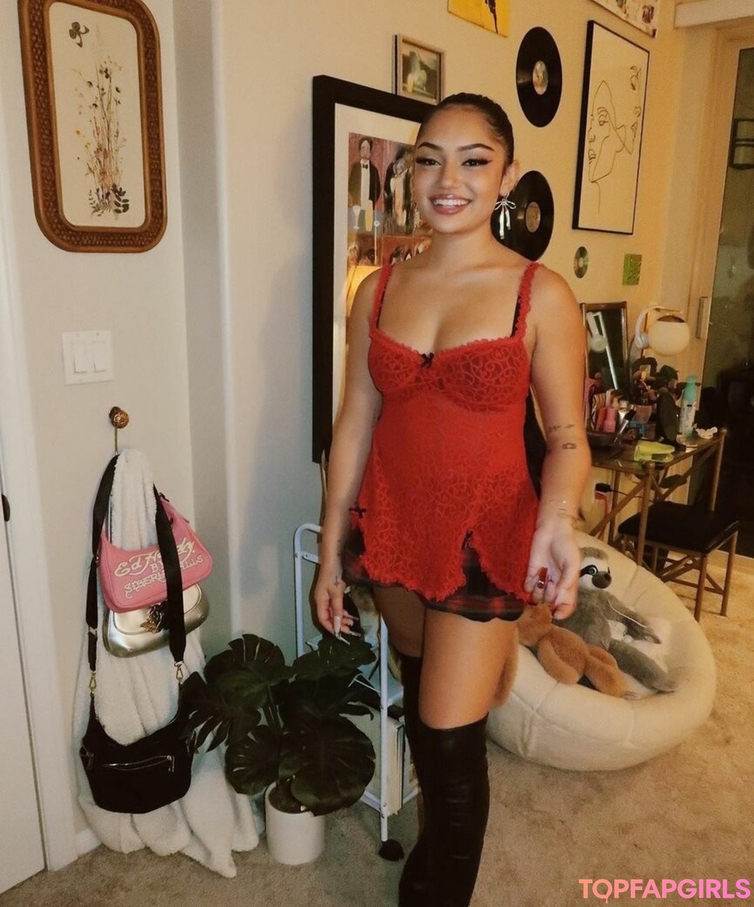 Foto desnuda filtrada de OnlyFans de Avani Gregg #71 Foto desnuda filtrada de OnlyFans de Avani Gregg #71