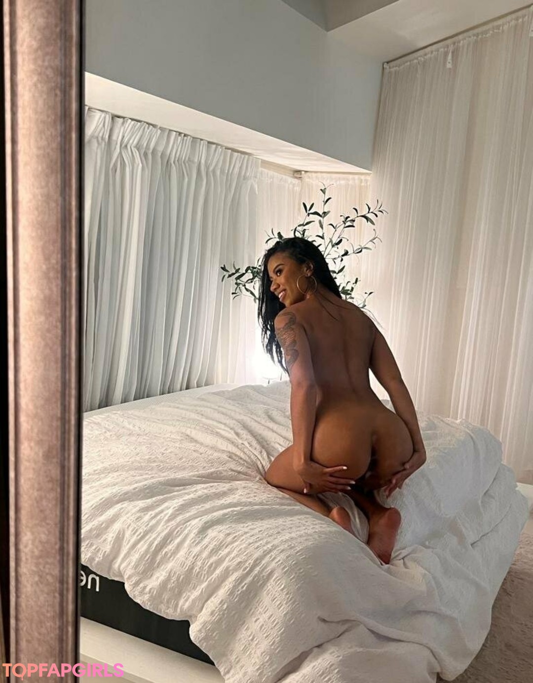 Foto desnuda filtrada de OnlyFans de Ameenagreen #136 Foto desnuda filtrada de OnlyFans de Ameenagreen #136
