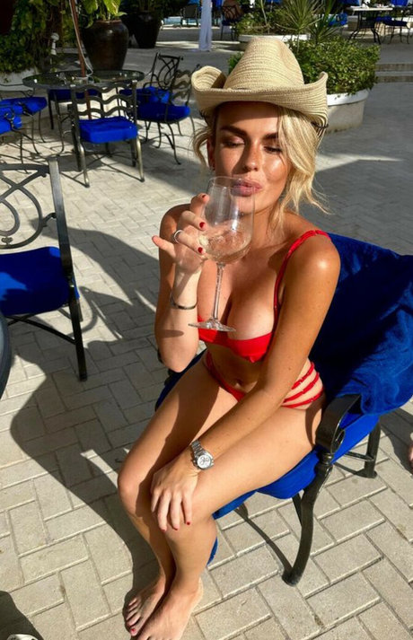 Tallia Storm