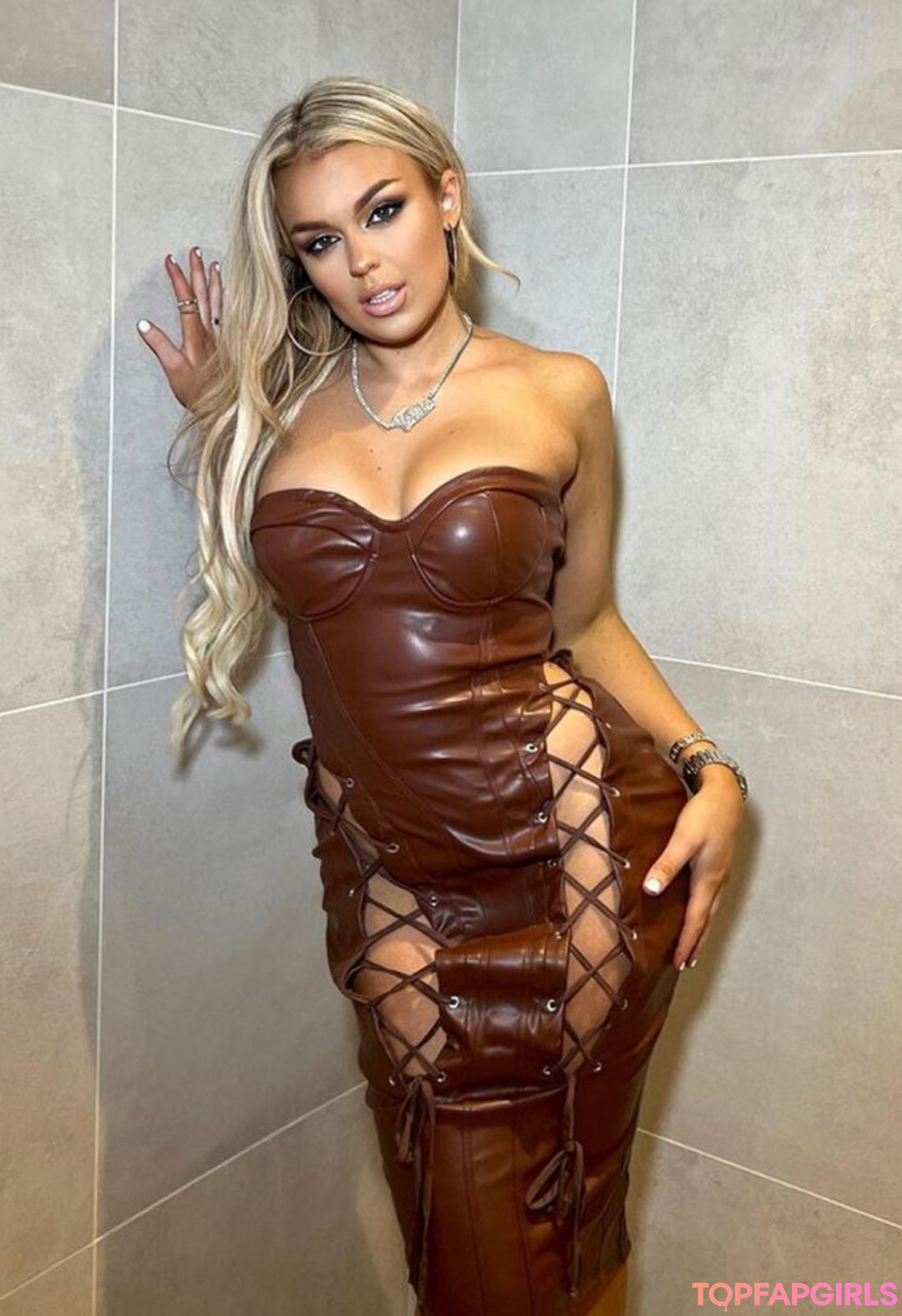 Foto desnuda filtrada de OnlyFans de Tallia Storm #48 Foto desnuda filtrada de OnlyFans de Tallia Storm #48