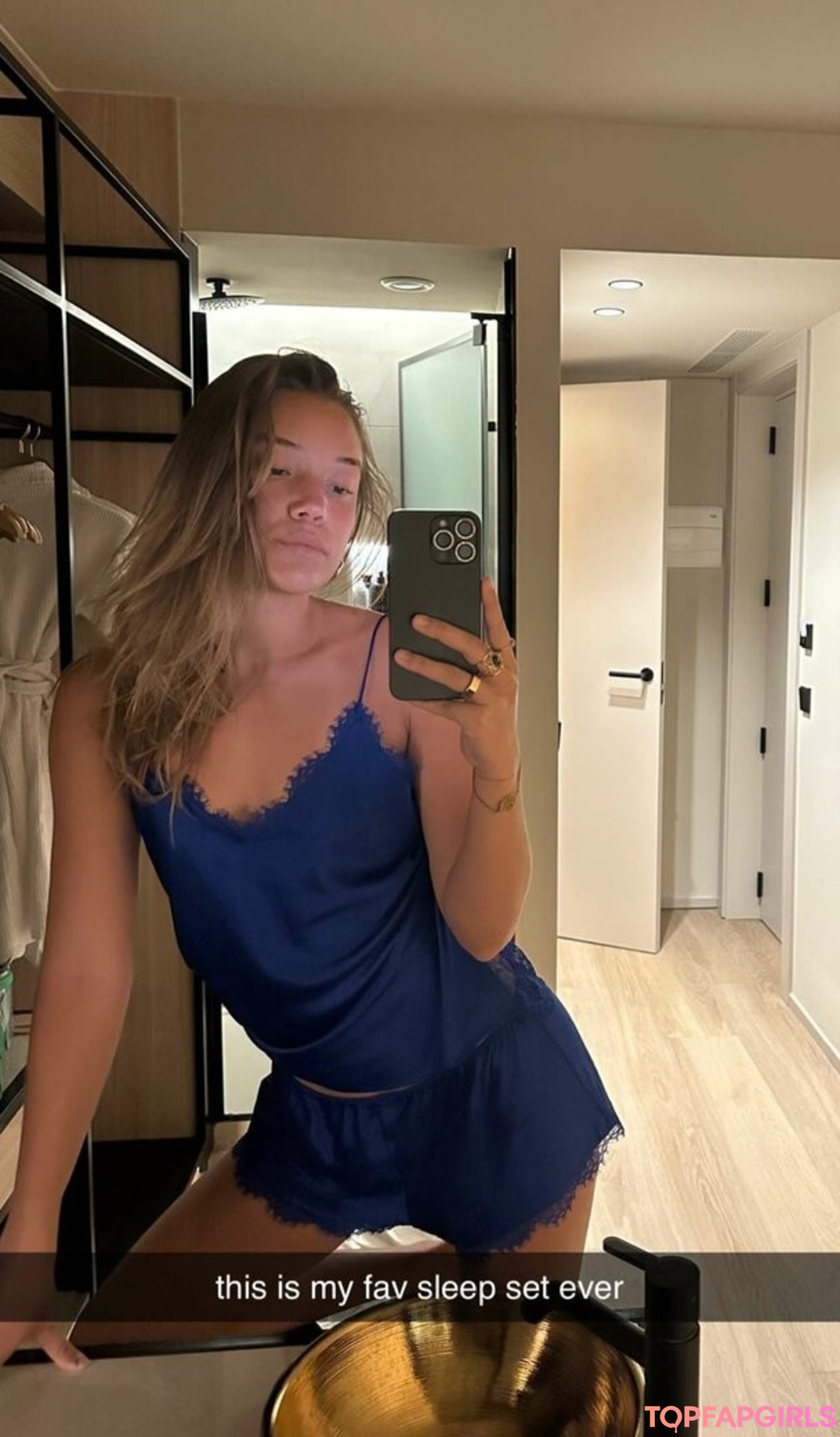 Foto desnuda filtrada de OnlyFans de Olivia Ponton #629 Foto desnuda filtrada de OnlyFans de Olivia Ponton #629