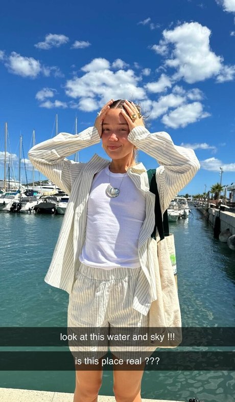 Foto desnuda filtrada de OnlyFans de Olivia Ponton
