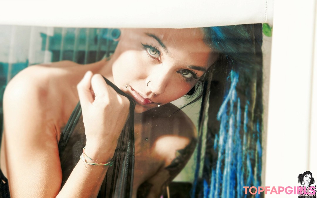 Foto desnuda filtrada de OnlyFans de Fishball Suicide #1445 Foto desnuda filtrada de OnlyFans de Fishball Suicide #1445