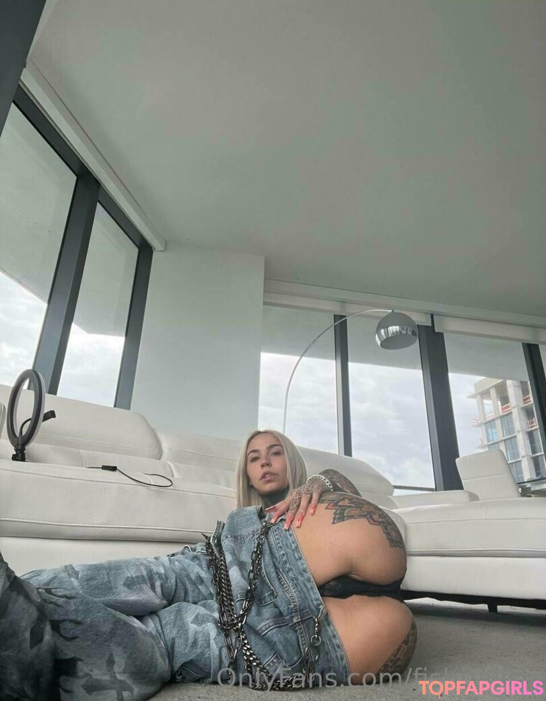 Foto desnuda filtrada de OnlyFans de Fishball Suicide #1821