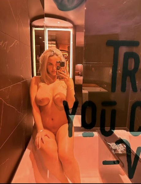 Foto desnuda filtrada de OnlyFans de Vee Campbell
