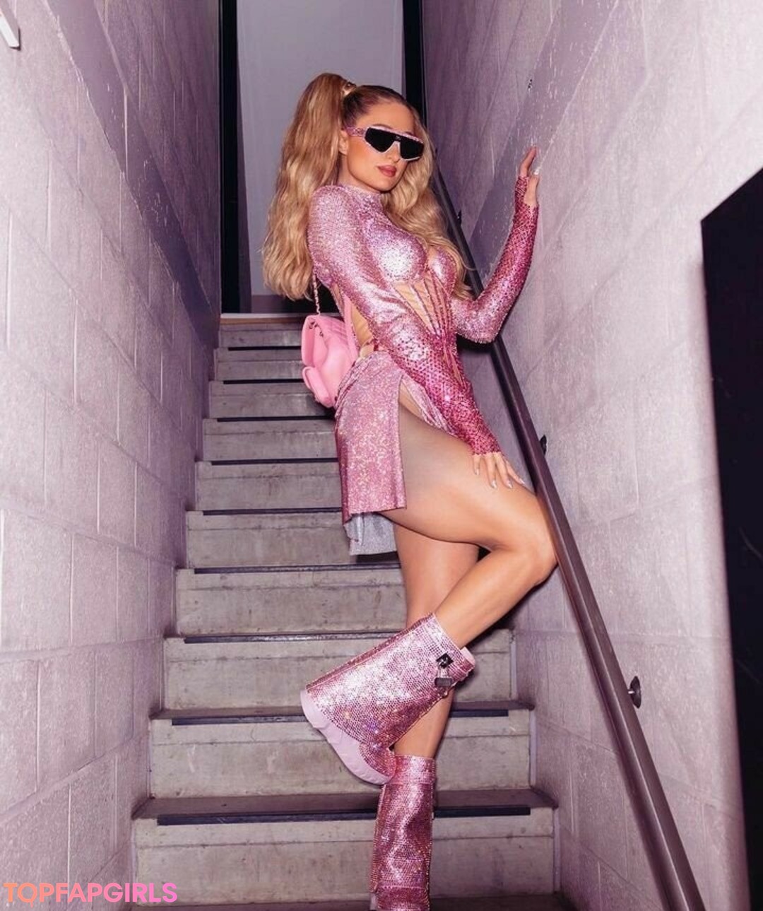 Foto desnuda filtrada de OnlyFans de Paris Hilton #321 Foto desnuda filtrada de OnlyFans de Paris Hilton #321