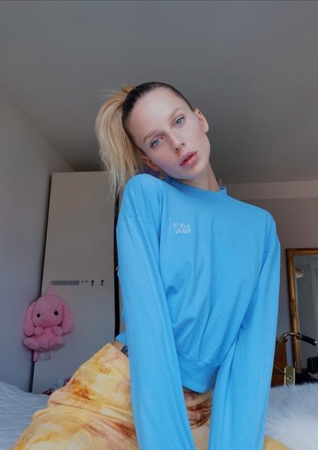 Ellaa91