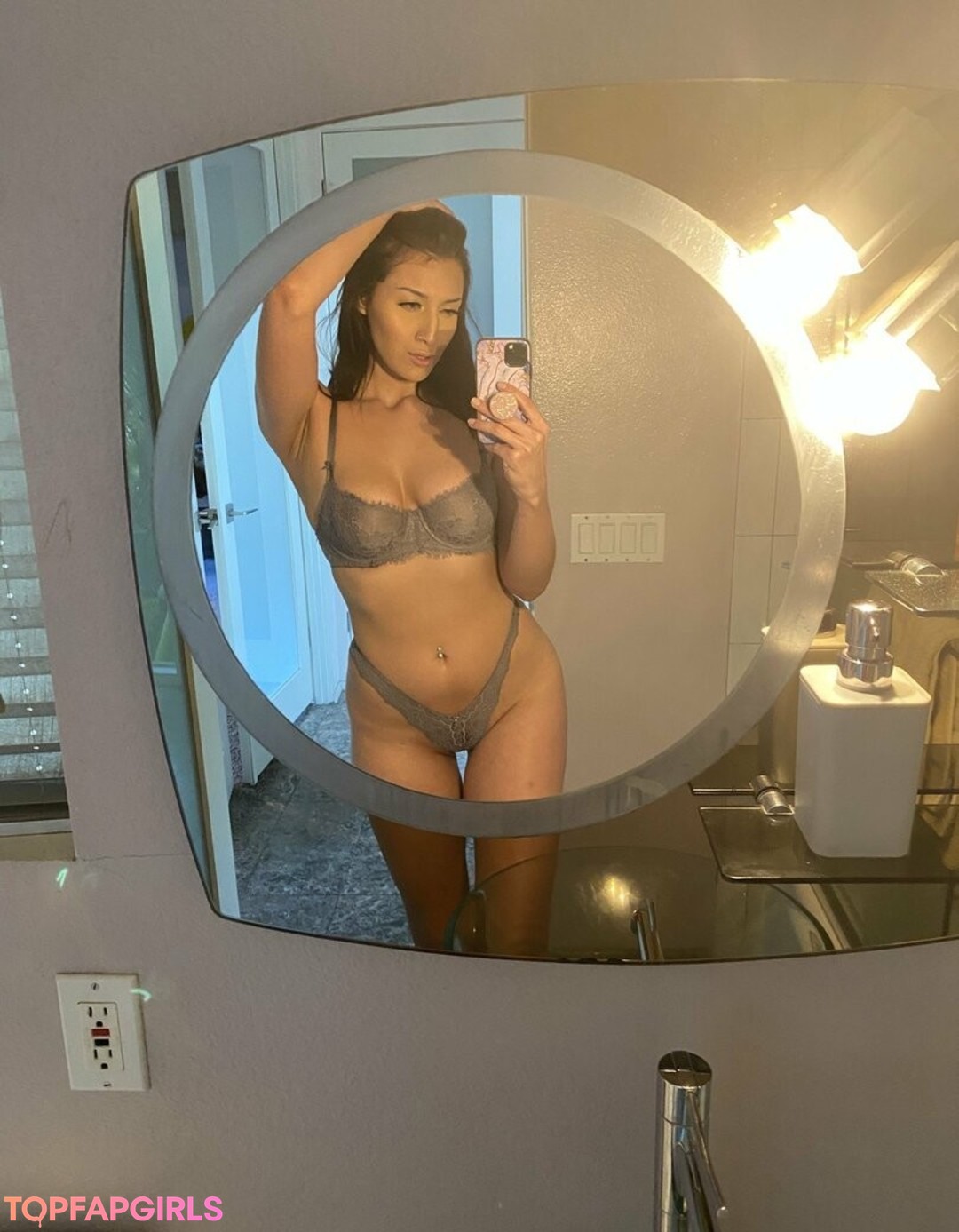 Foto desnuda filtrada de OnlyFans de Bellarollandx #60 Foto desnuda filtrada de OnlyFans de Bellarollandx #60