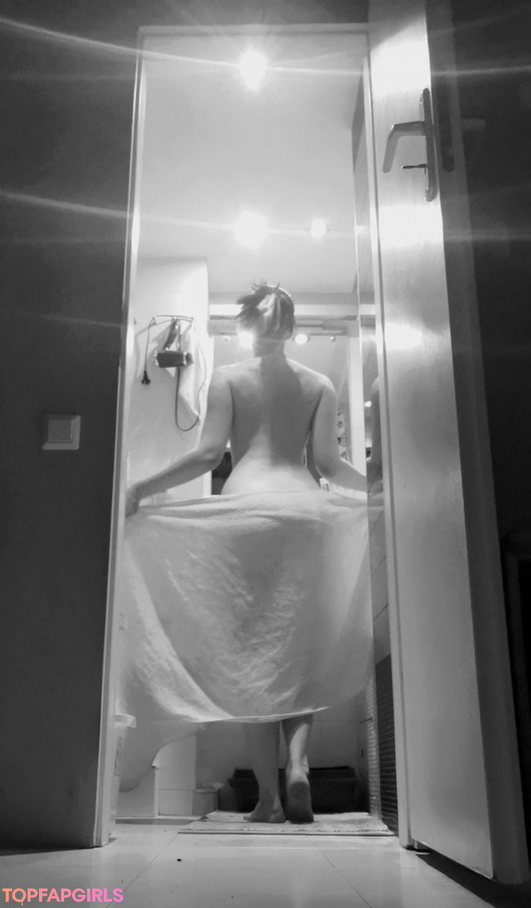 Foto desnuda filtrada de OnlyFans de Oniksiya Sofinikum #137 Foto desnuda filtrada de OnlyFans de Oniksiya Sofinikum #137