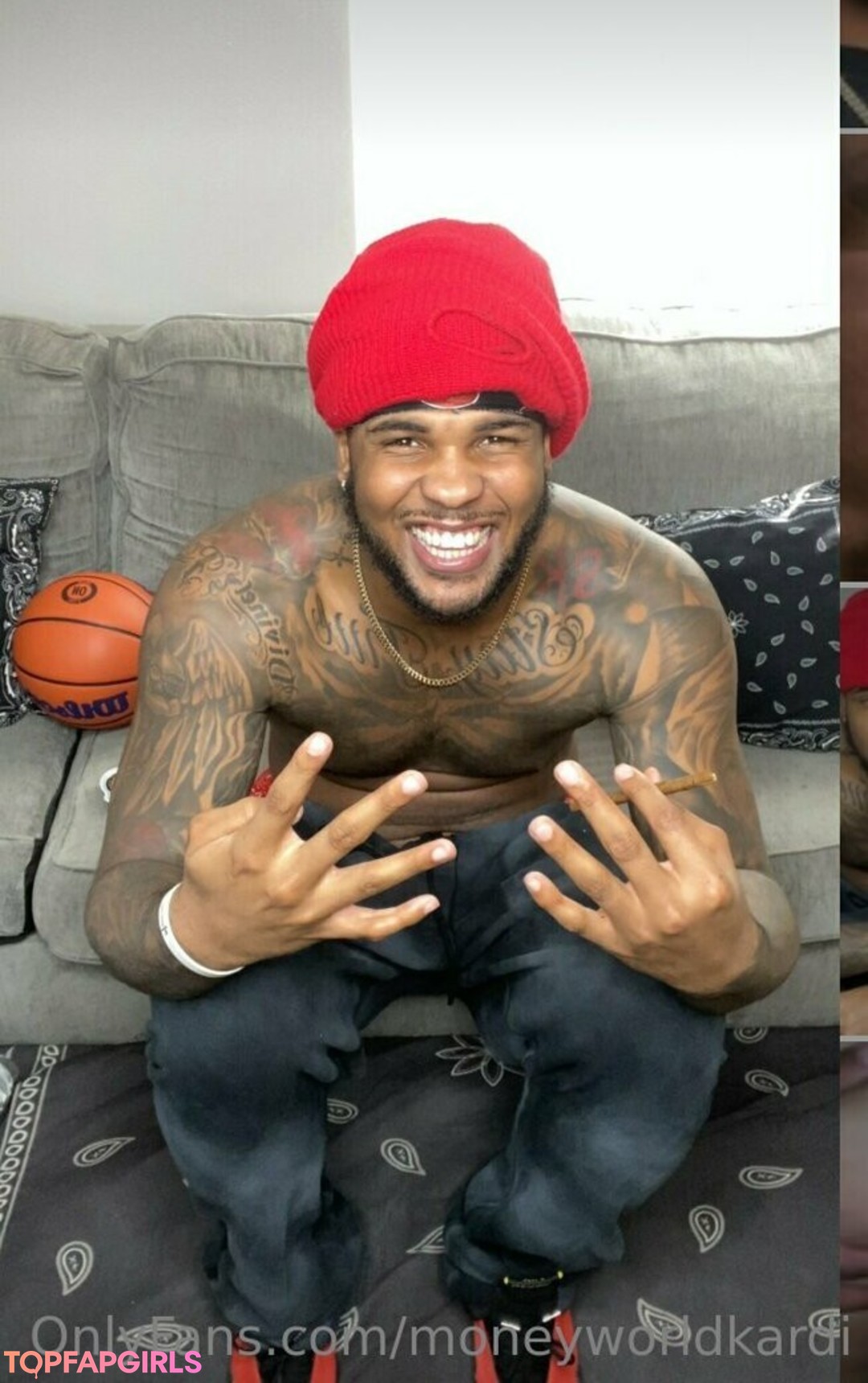 Foto desnuda filtrada de OnlyFans de Moneyworldkardi #72 Foto desnuda filtrada de OnlyFans de Moneyworldkardi #72