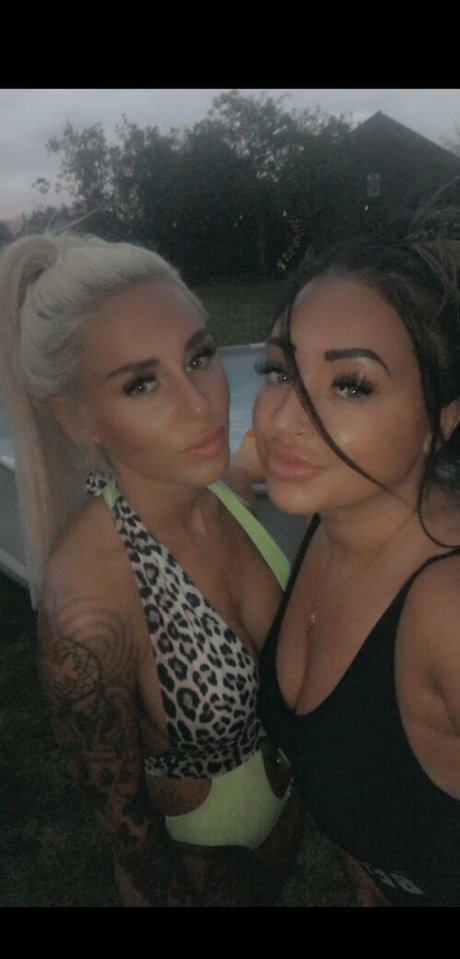 Hotwifey