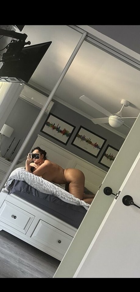 Foto desnuda filtrada de OnlyFans de Taylaxoxo
