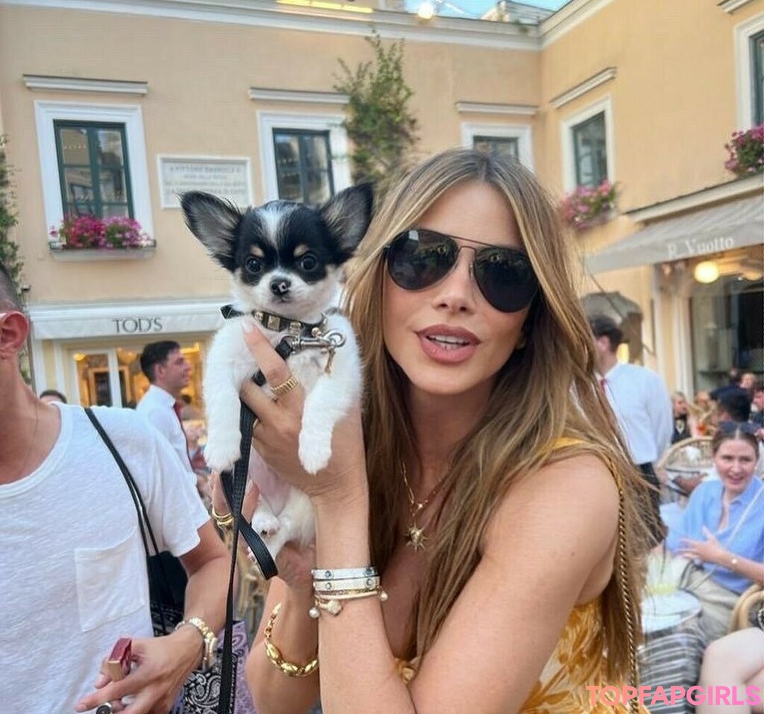 Foto desnuda filtrada de OnlyFans de Sofia Vergara #462 Foto desnuda filtrada de OnlyFans de Sofia Vergara #462