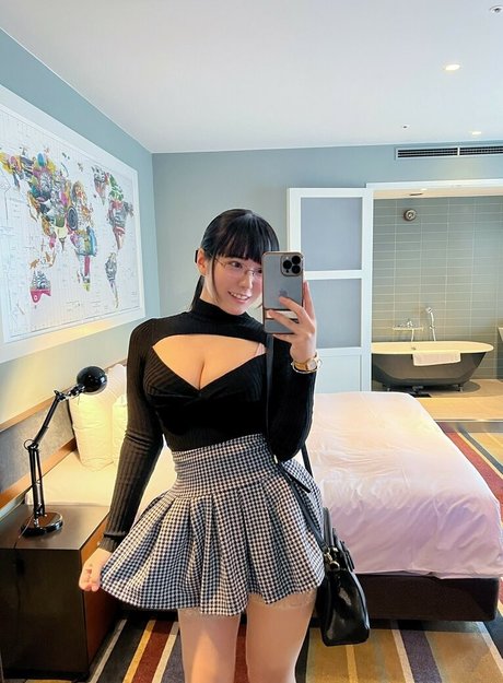 Foto desnuda filtrada de OnlyFans de Umi Shinonome