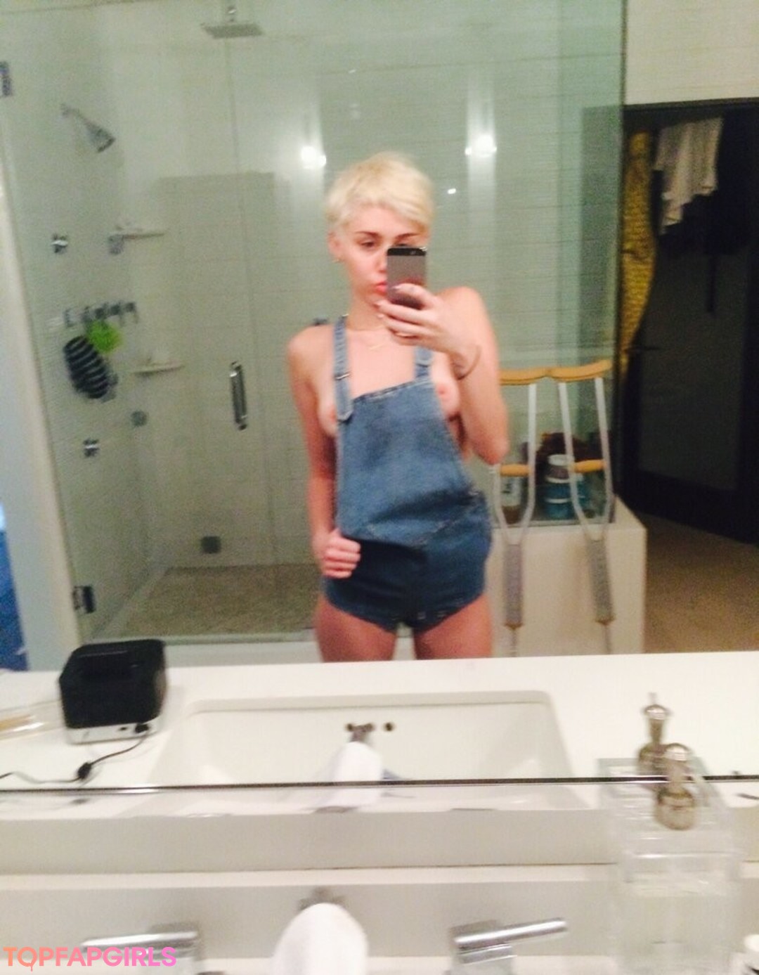 Foto desnuda filtrada de OnlyFans de Miley Cyrus #1134 Foto desnuda filtrada de OnlyFans de Miley Cyrus #1134