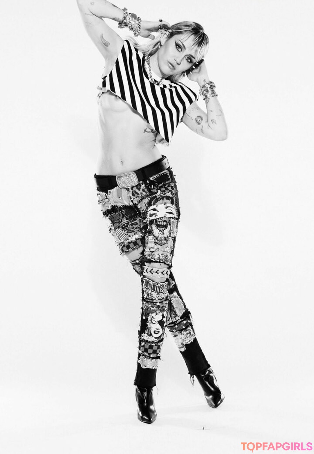 Foto desnuda filtrada de OnlyFans de Miley Cyrus #1397