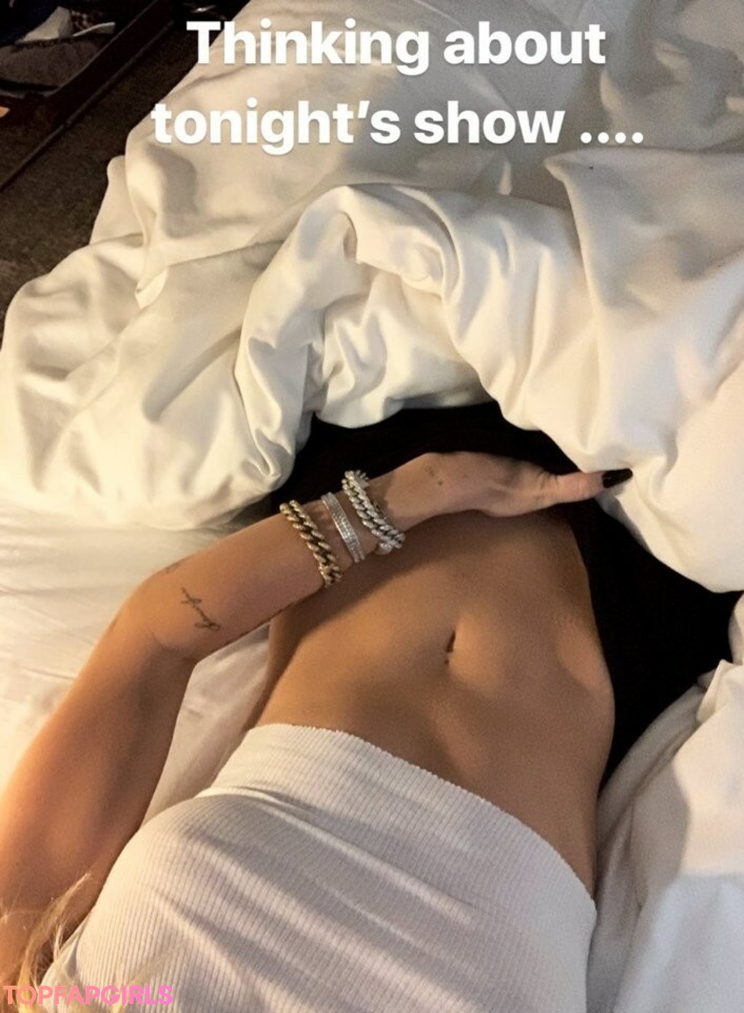 Foto desnuda filtrada de OnlyFans de Miley Cyrus #1457