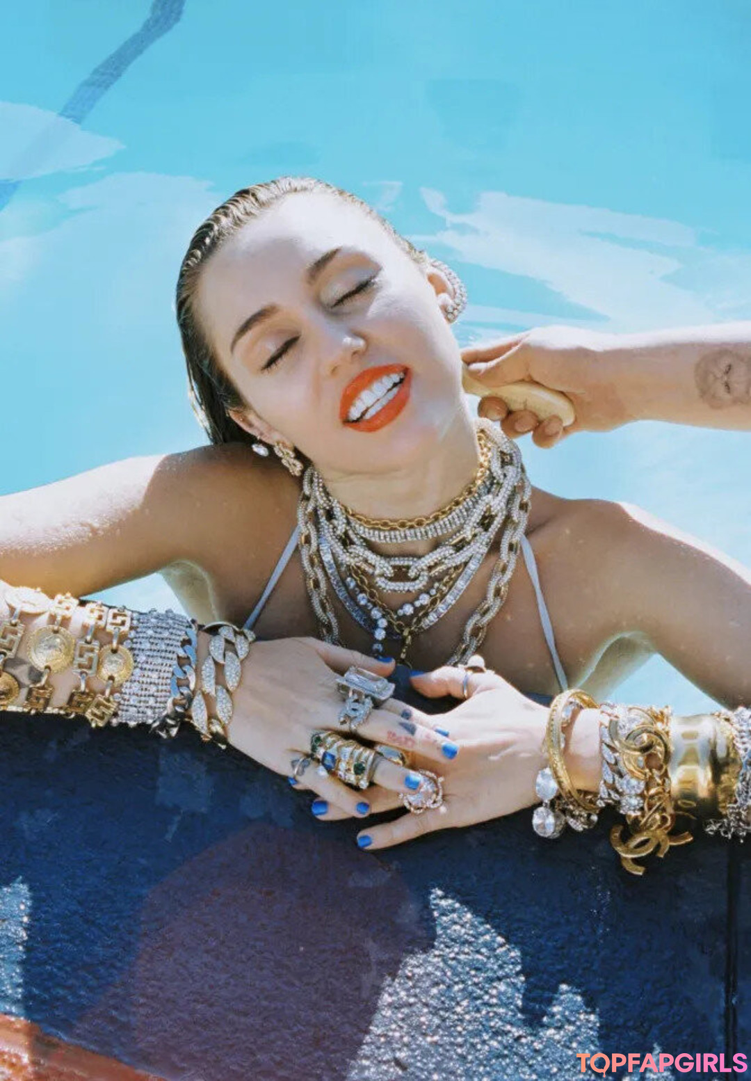 Foto desnuda filtrada de OnlyFans de Miley Cyrus #1631 Foto desnuda filtrada de OnlyFans de Miley Cyrus #1631