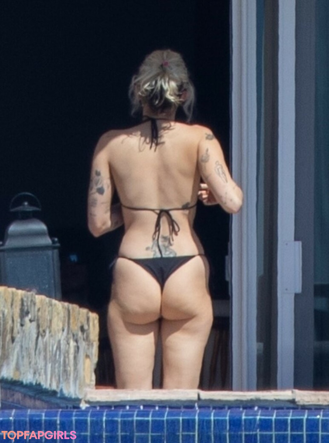 Foto desnuda filtrada de OnlyFans de Miley Cyrus #2046 Foto desnuda filtrada de OnlyFans de Miley Cyrus #2046