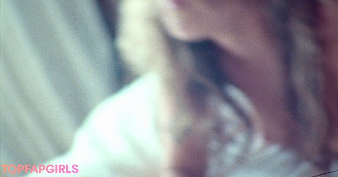 Foto desnuda filtrada de OnlyFans de Miley Cyrus #2104 Foto desnuda filtrada de OnlyFans de Miley Cyrus #2104