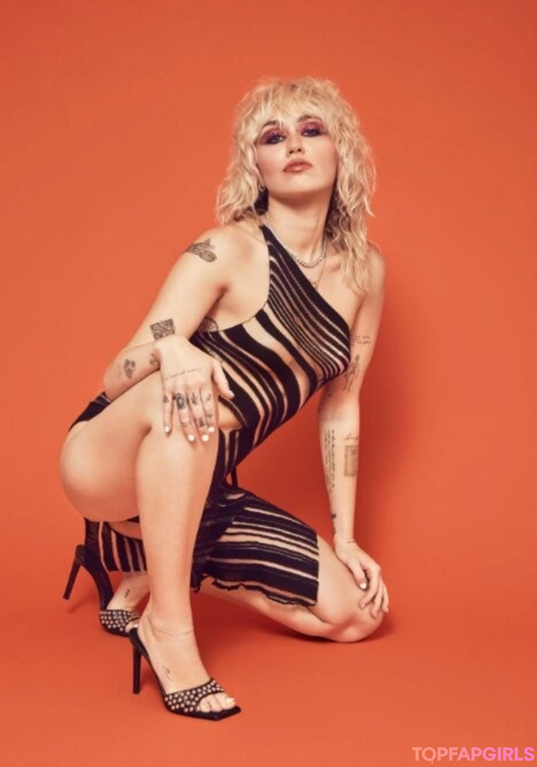 Foto desnuda filtrada de OnlyFans de Miley Cyrus #2161 Foto desnuda filtrada de OnlyFans de Miley Cyrus #2161