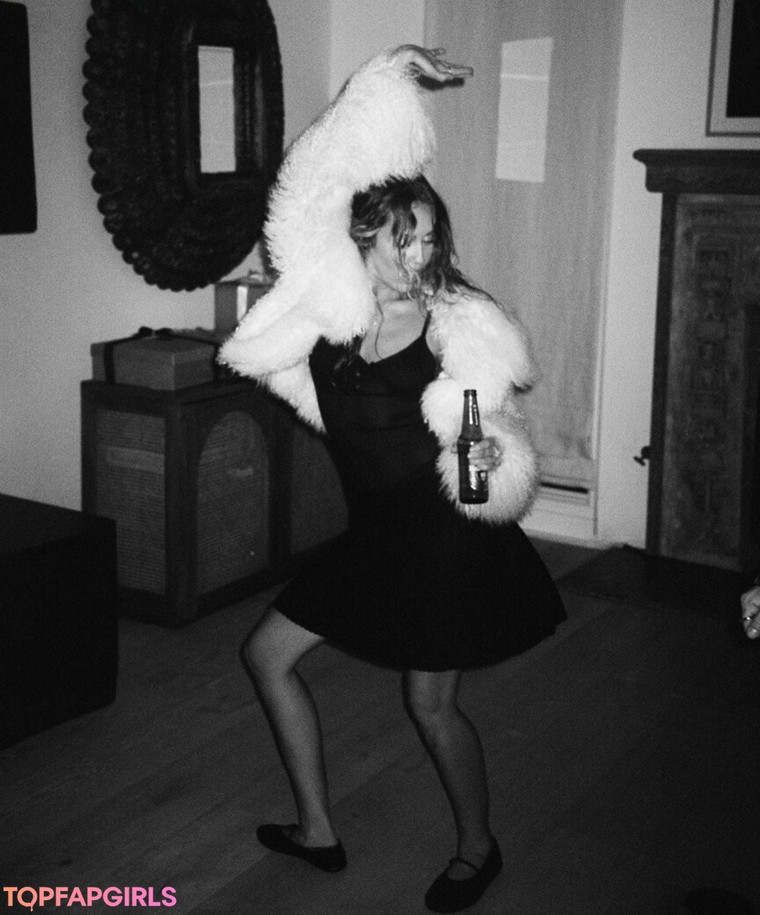 Foto desnuda filtrada de OnlyFans de Miley Cyrus #2221 Foto desnuda filtrada de OnlyFans de Miley Cyrus #2221